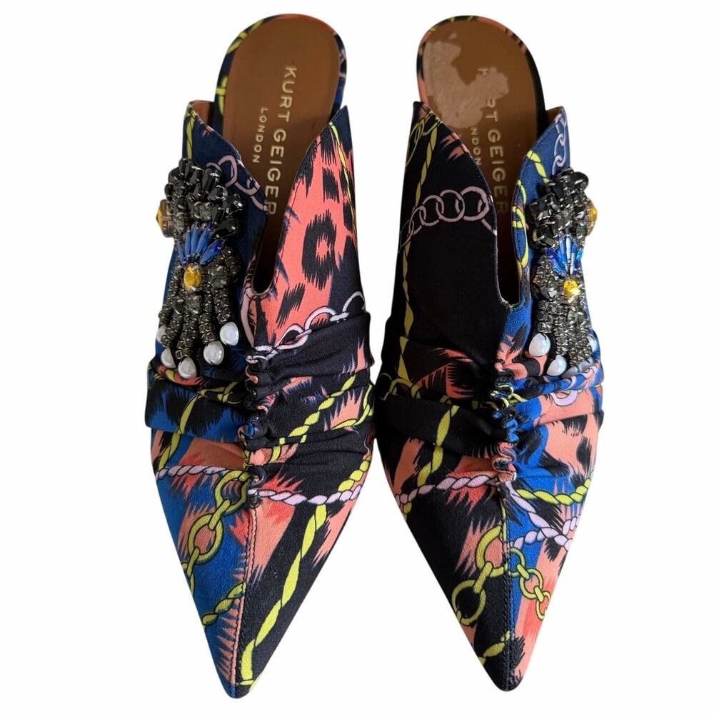 Kurt Geiger Satin Mules Heels Sz 39 US 8 Pointed Toe Statement Chain Print - Picture 5 of 10